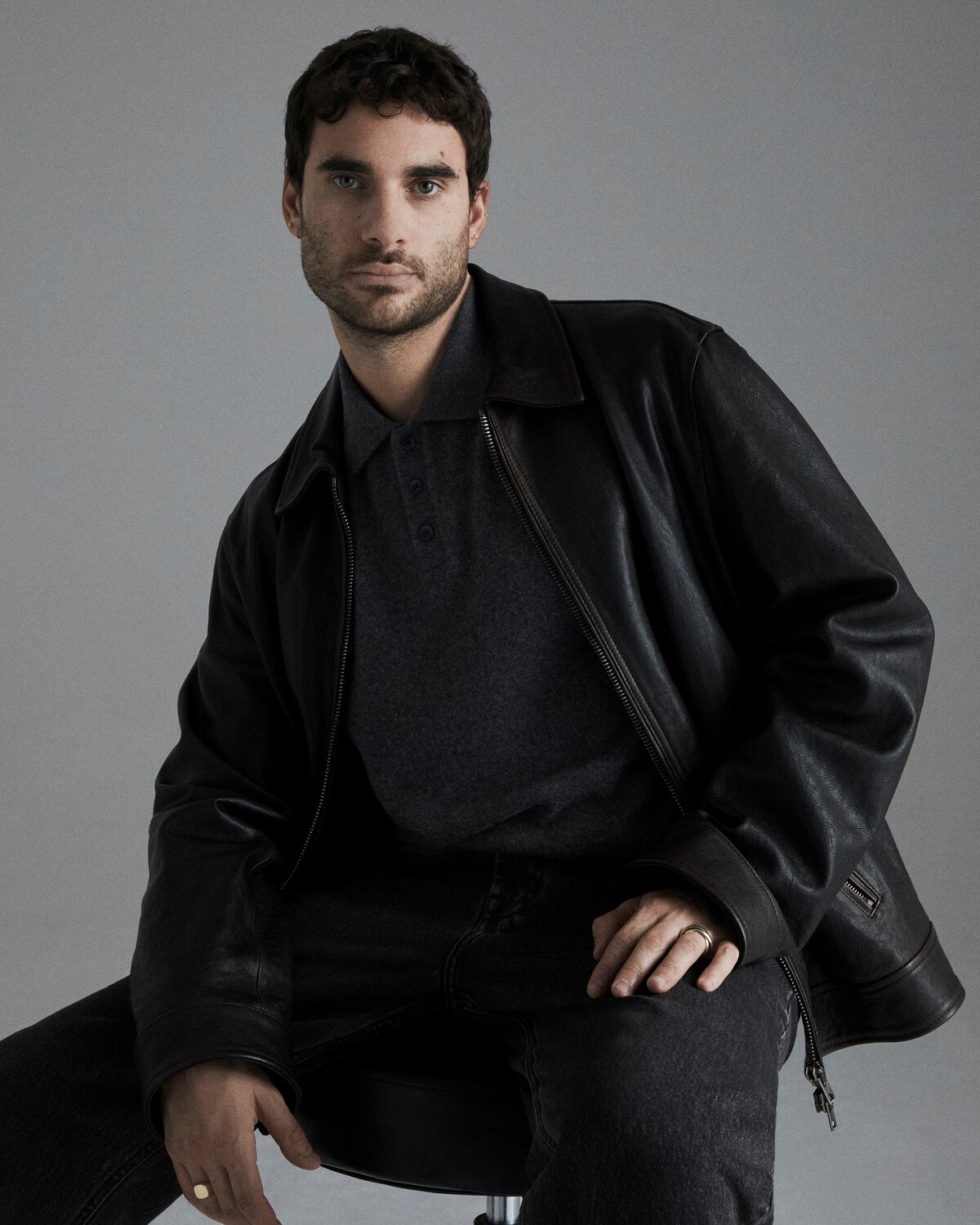 Un ritratto di Nicola Brognano (courtesy 7 for all mankind/ph Romain Duquesne)