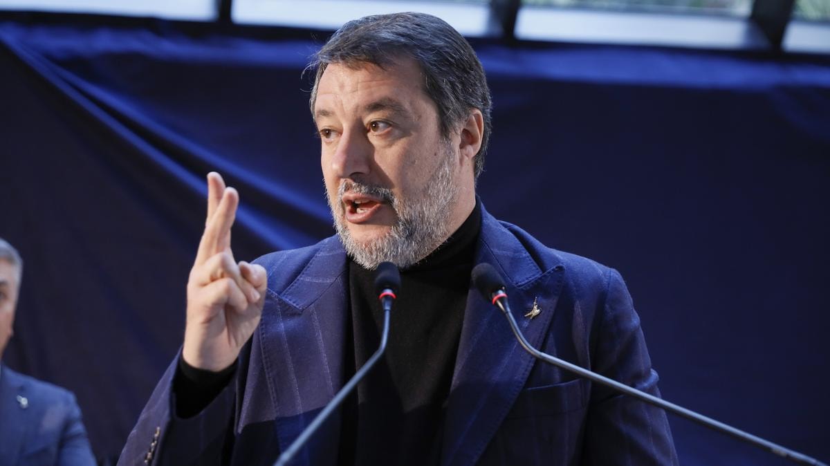Sanatoria sugli immobili ante-1967 e ristrutturazioni più facili. Ecco come Salvini riscrive il Testo unico dell’edilizia