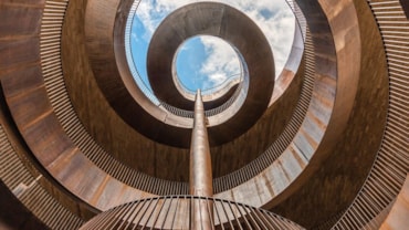 La cantina Antinori nel Chianti classico, a Bargino (Fi)