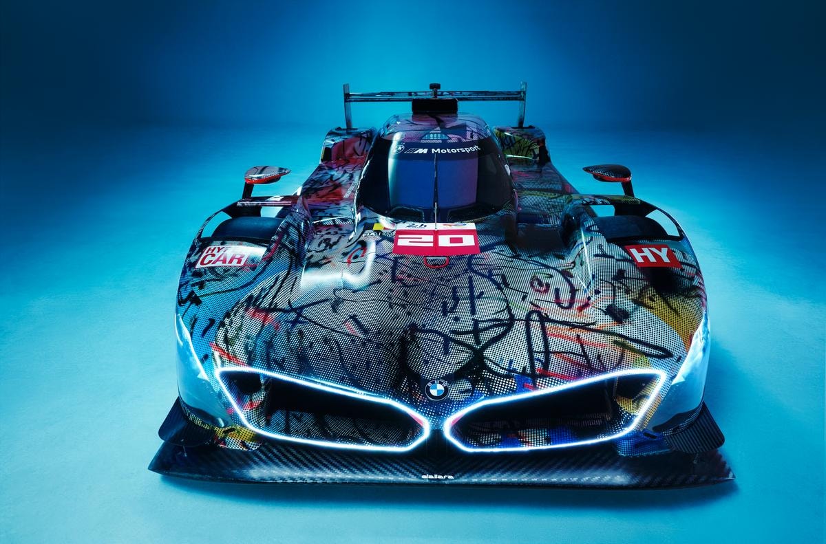 BMW Art Car #20 di Julie Mehretu