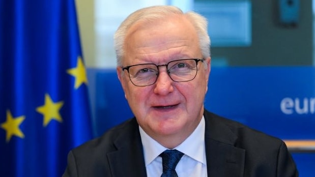 Bce, parla Olli Rehn: c’è una strada per usare gli asset russi per l’Ucraina. Sull’inflazione rischi al ribasso