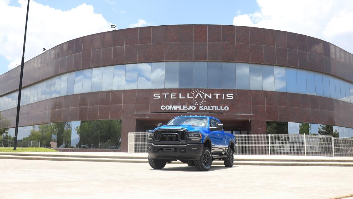 Stellantis, più produzioni Jeep e Ram in Messico nonostante i dazi Usa. E debutto di Leapmotor nel 2026