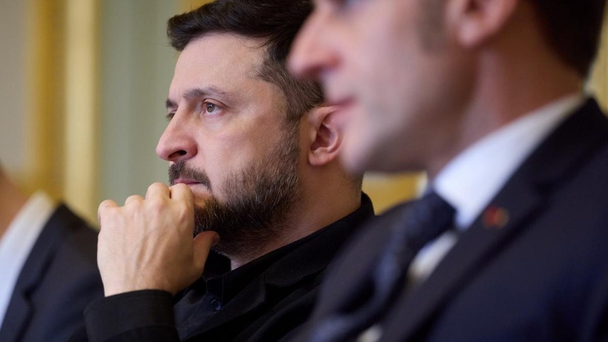 Guerra in Ucraina, Zelensky a Londra. In settimana l’incontro con Giorgia Meloni a Roma. Tump: sono deluso