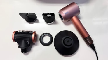 Dyson Supersonic Nural, un concentrato di tecnologia per capelli sani e in piegaDyson Supersonic Nural, un concentrato di tecnologia per capelli sani e in piega