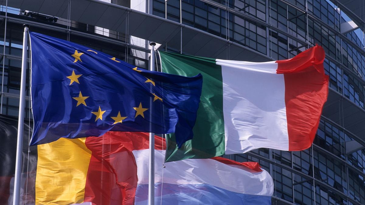 Economia, tre motivi per cui l’Europa è andata meglio del previsto quest’anno. Quanto possono salire le borse nel 2026?
