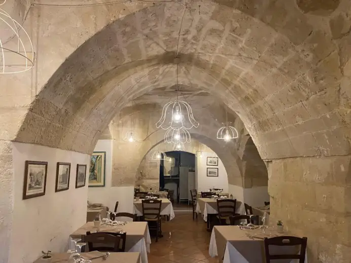 Tra Sassi, luci e silenzi: perché Matera è la meta più magica per Natale