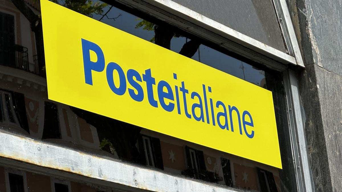 Tim, Poste rileva l’ultimo 2,5% di Vivendi: sale oltre la soglia d’opa ma chiede l’esenzione in attesa del Tuf