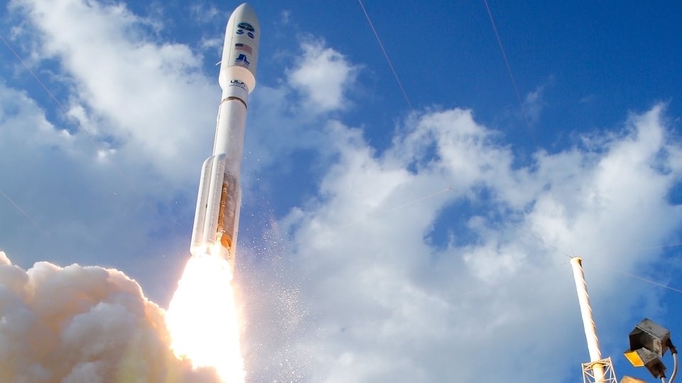 Difesa, la prossima guerra si giocherà nello spazio. L’Europa prepara il ritorno sulla Luna nel 2026 