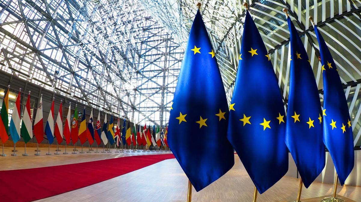 Antitrust, dal caso Microsoft alle multe miliardiarie a Google: la morsa dell’Ue sulle big tech