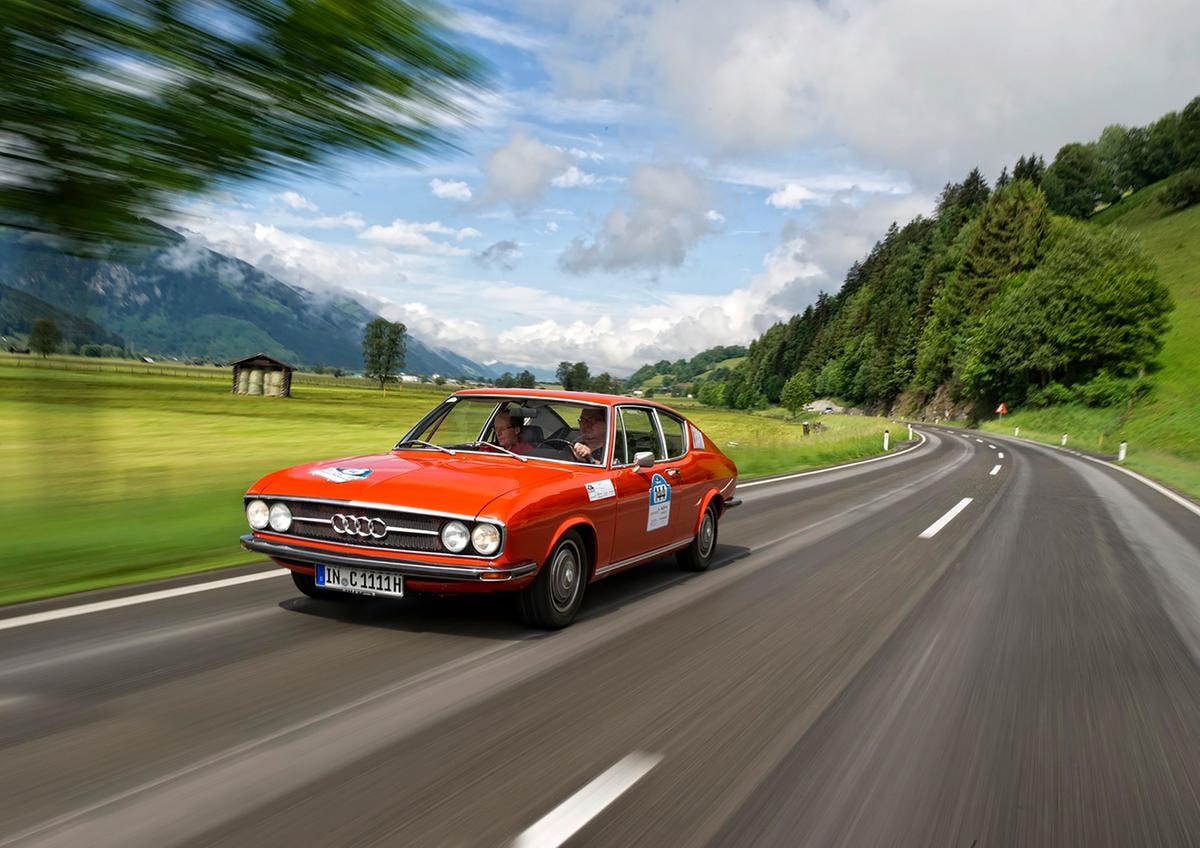 Audi 100 Coupé S