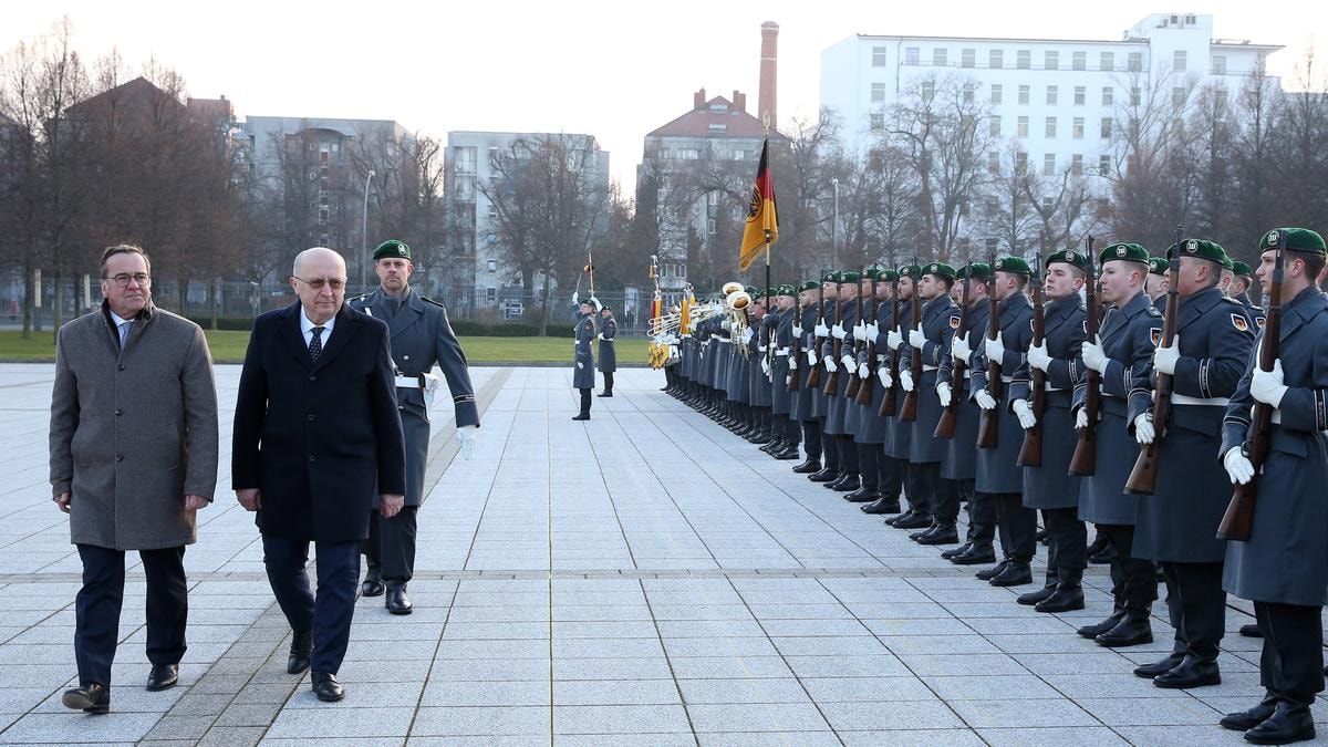 Berlino prepara l’offensiva su sicurezza e minacce ibride: dal 2026 sì al riconoscimento facciale e più poteri alla polizia