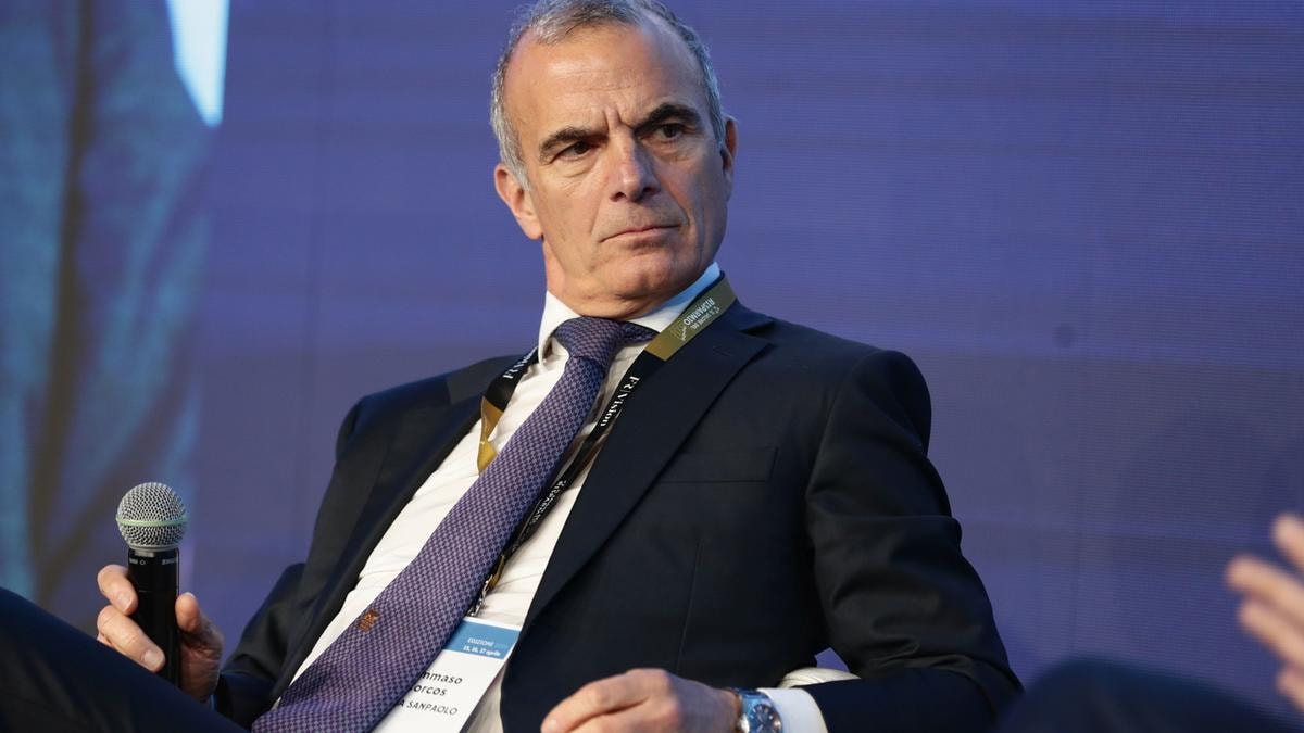 Tommaso Corcos, Intesa Sanpaolo