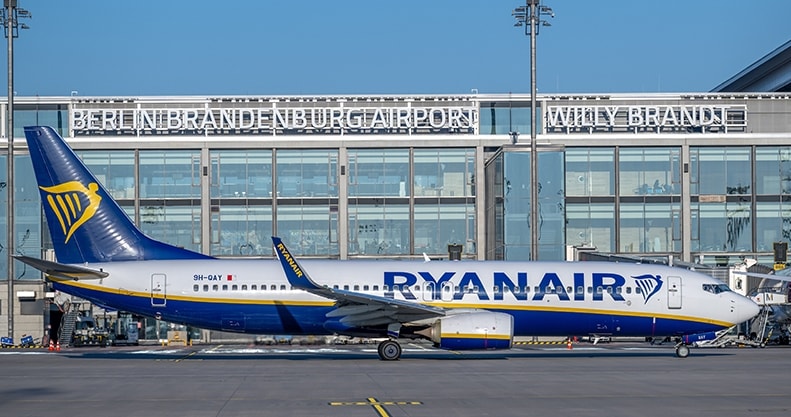 Antitrust, maxi multa a Ryanair da 255 milioni per abuso di posizione dominante: danni alle agenzie di viaggio