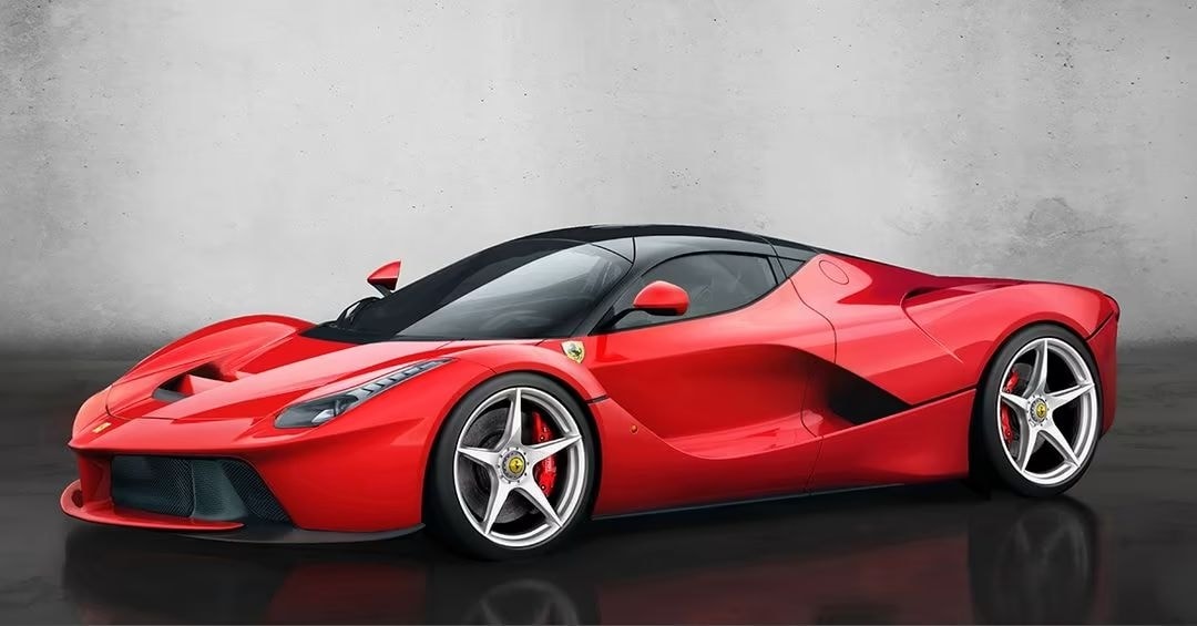 Ferrari vs Hermès: chi domina davvero il mercato del super-lusso?