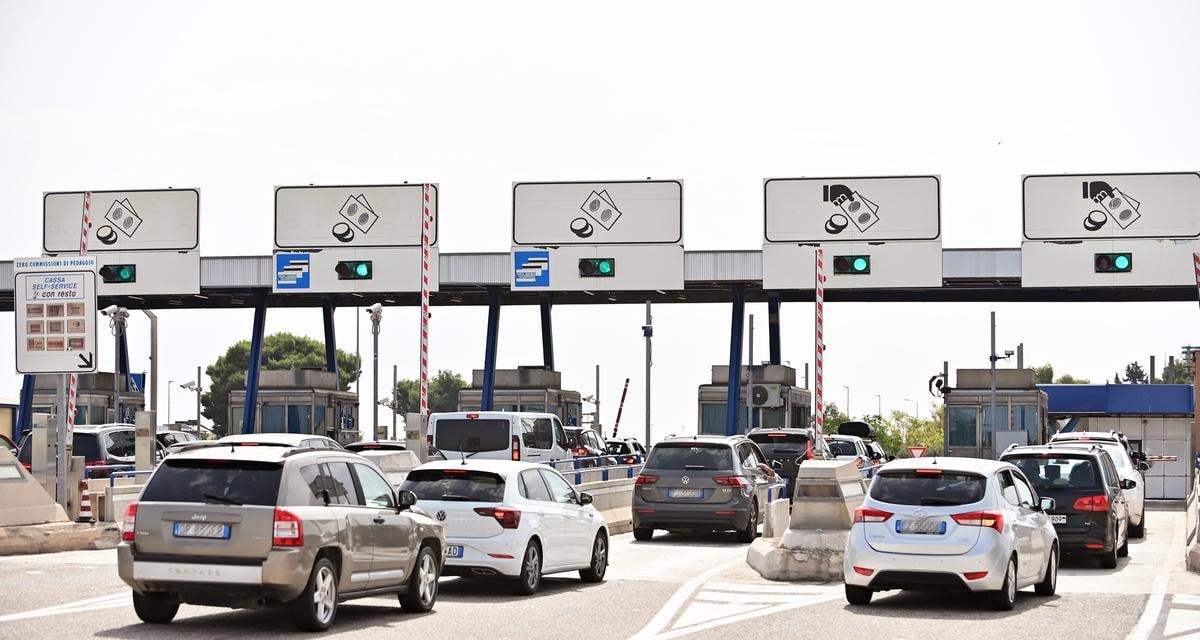 CASELLO  AUTOSTRADA     BARI NORD   SICUREZZA  STRADALE  VACANZE COI  FIOCCHI  CASELLO  CASELLI   PEDAGGIO   AUTO  VETTURE   PARTENZE VACANZE