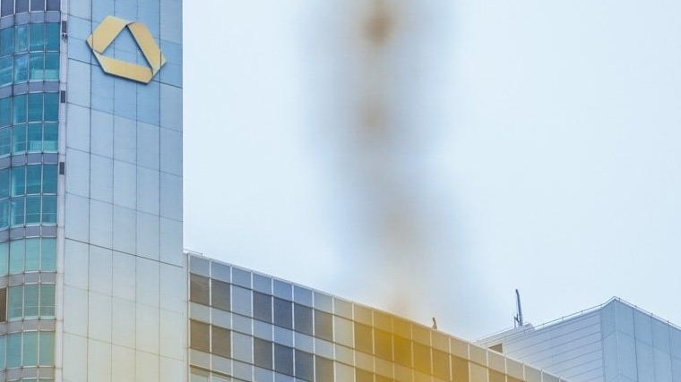 Unicredit, su Commerzbank i derivati possono assicurare a Orcel una plusvalenza di almeno 200 milioni. Ecco perché