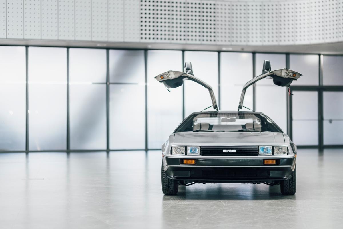 Da Bugatti a DeLorean: quando l’automobile nasce da un’idea più grande del mercato