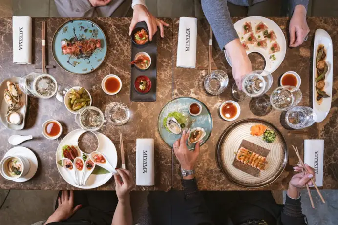 Il fine dining fuori dal centro: la cucina gourmet rinasce in periferia