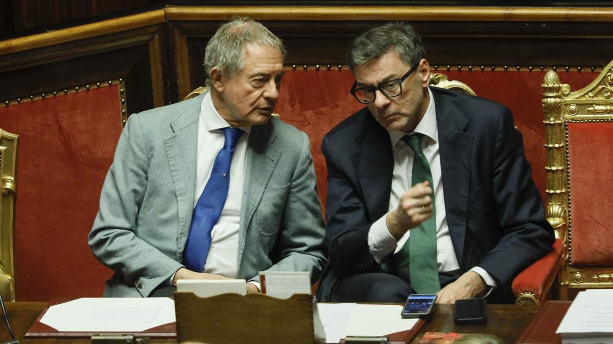 I ministri Adolfo Urso e Giancarlo Giorgetti