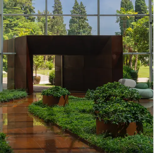 Questo hotel sul Lago di Garda è il luogo perfetto per rallentare (e ritrovare il tempo)