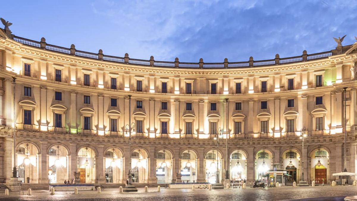 Palazzo Esedra a Roma