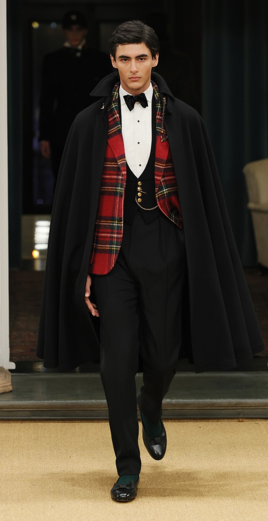 Un look Ralph Lauren purple label fall-winter 2026 (ph Vittorio Zunino Celotto/Getty images, courtesy Ralph Lauren)