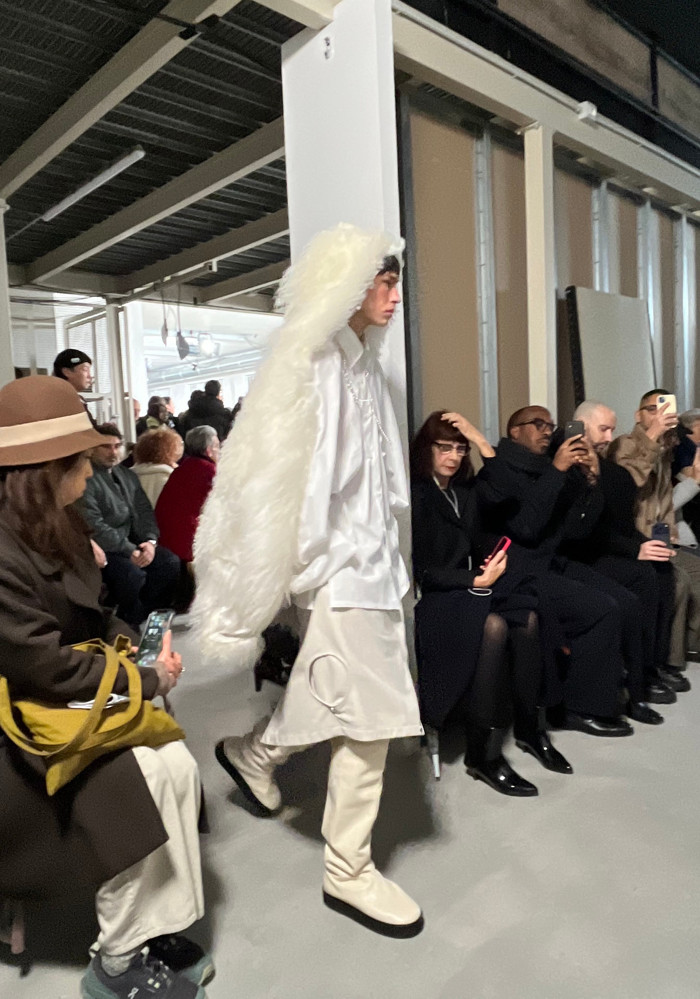 Un look Setchu fall-winter 2026/27 (foto Giada Cardo)