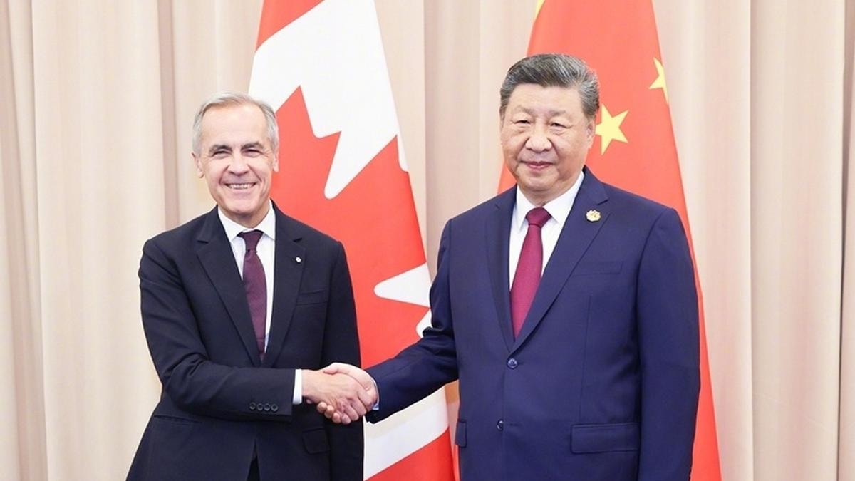 Mark Carney, primo ministro canadese, e Xi Jinping