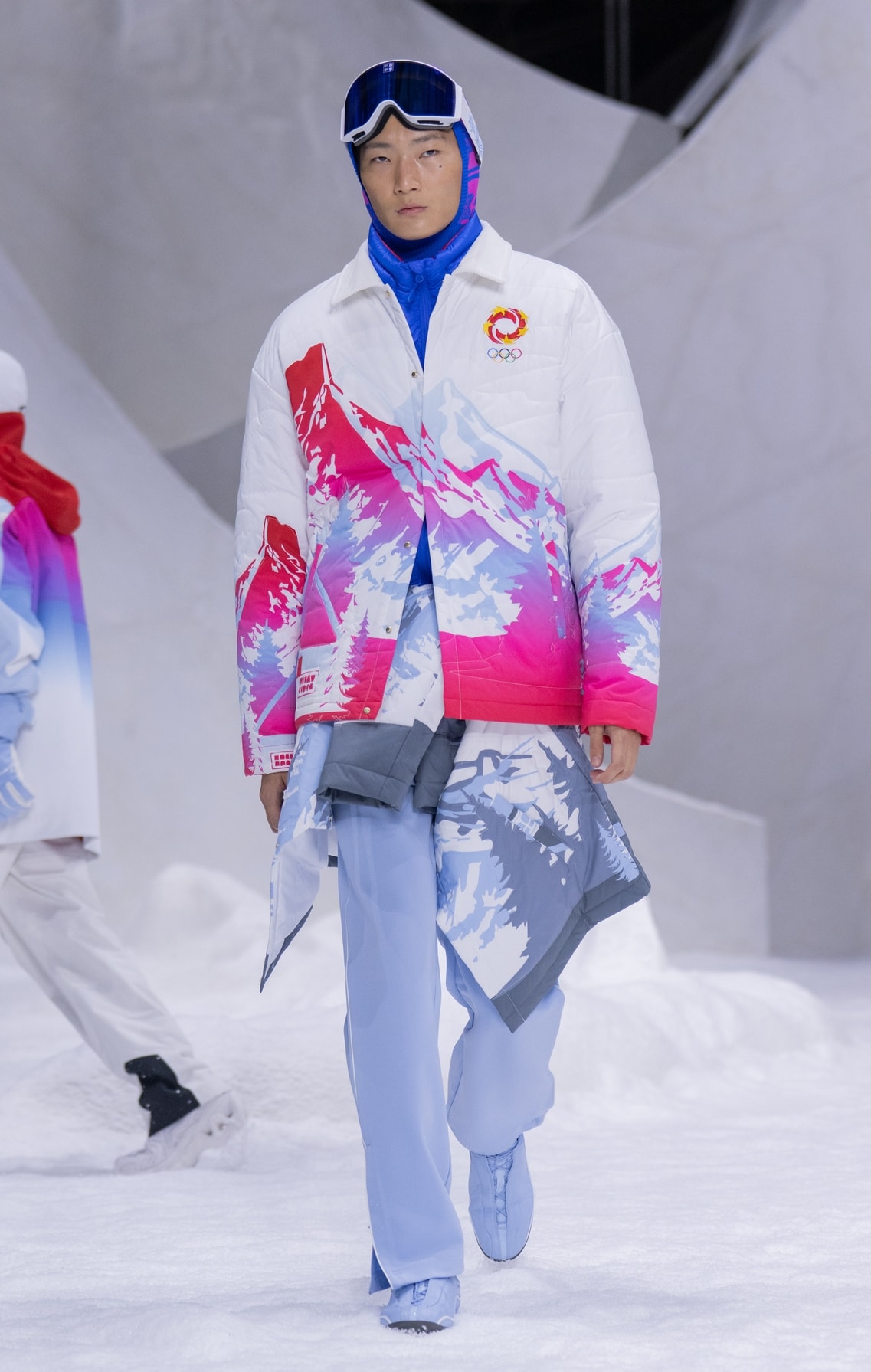 Un outfit Li-ning autunno-inverno 2026/27 (courtesy Li-ning)