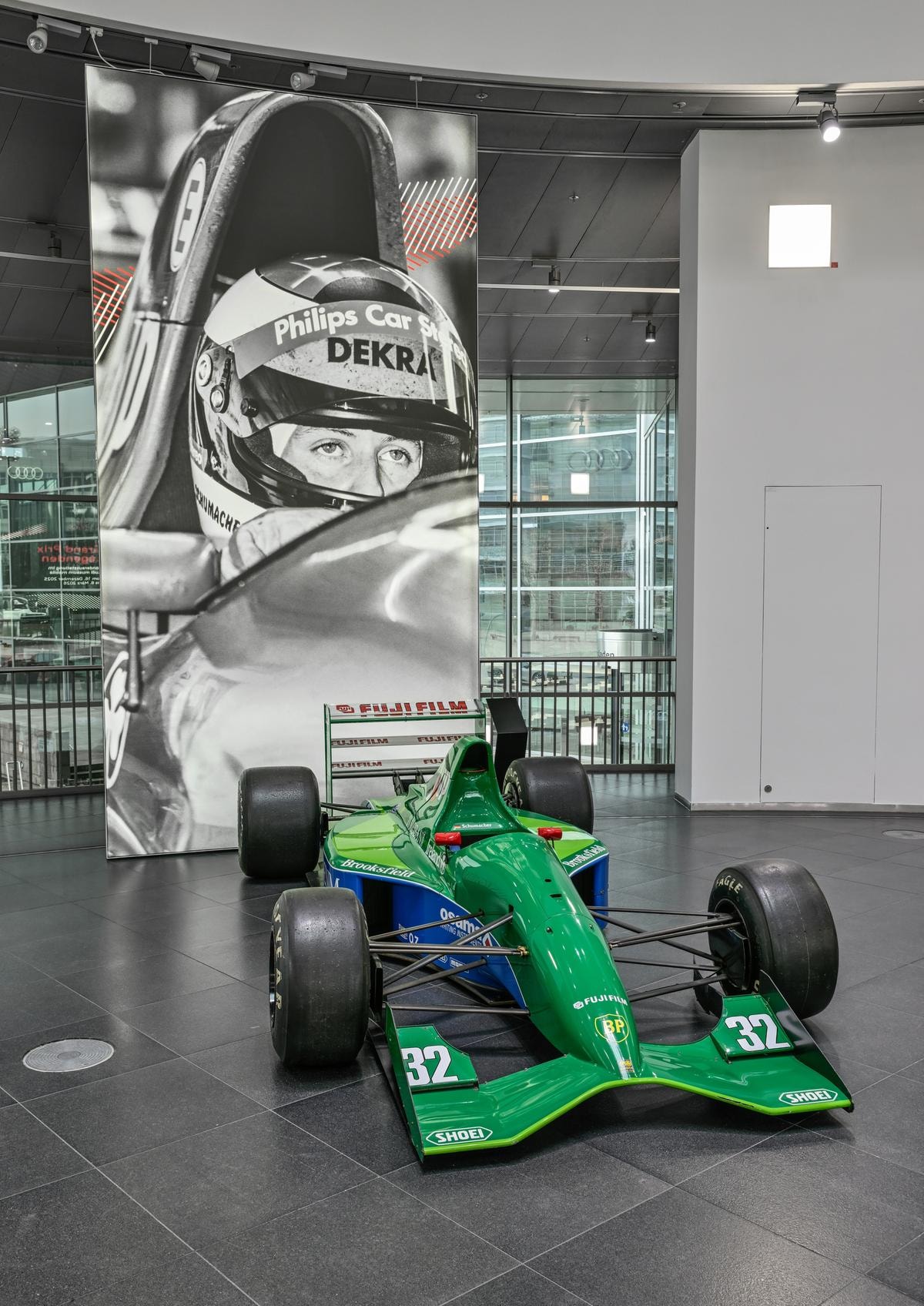 Audi verso la Formula 1 2026: a Ingolstadt la mostra che racconta un secolo di Gran Premi