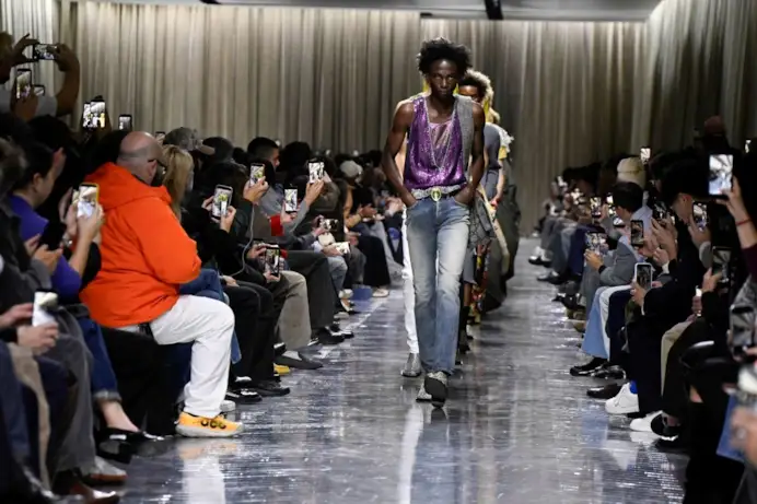 Il finale della sfilata Christian Dior fall-winter 2026/27 (ph Francesc Ten/MFF)