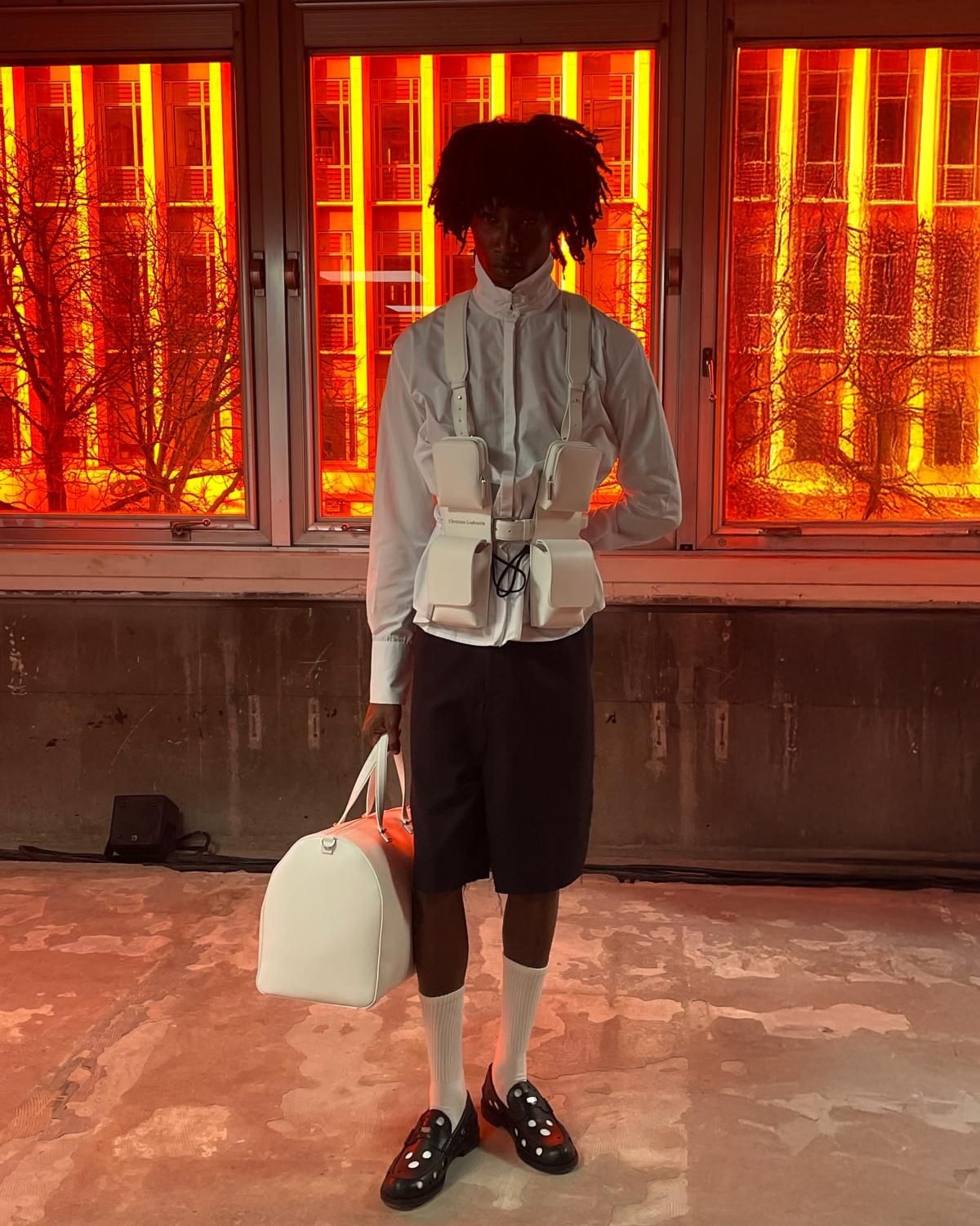 Un look Christian Louboutin fall-winter 2026/27 (ph Silvia Manzoni)