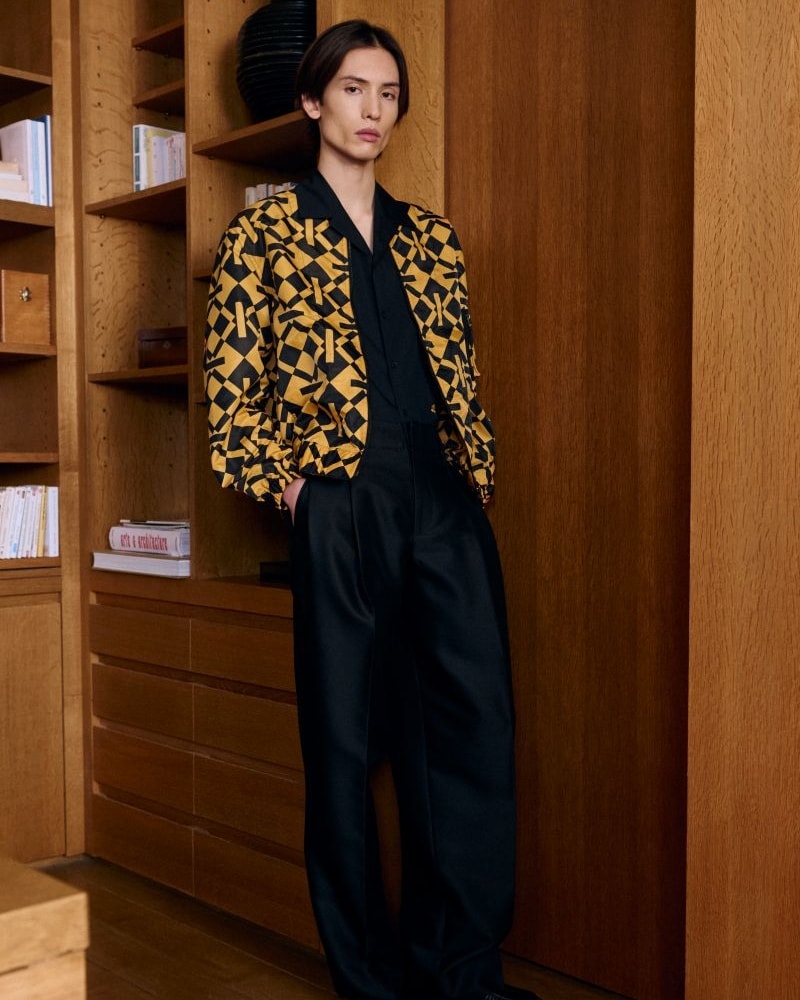 Un look Kenzo fall-winter 2026/27 (courtesy Kenzo)