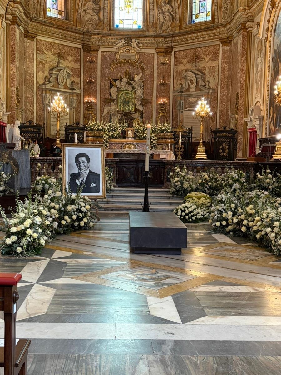Il funerale di Valentino Garavani (ph Martina Ferraro)