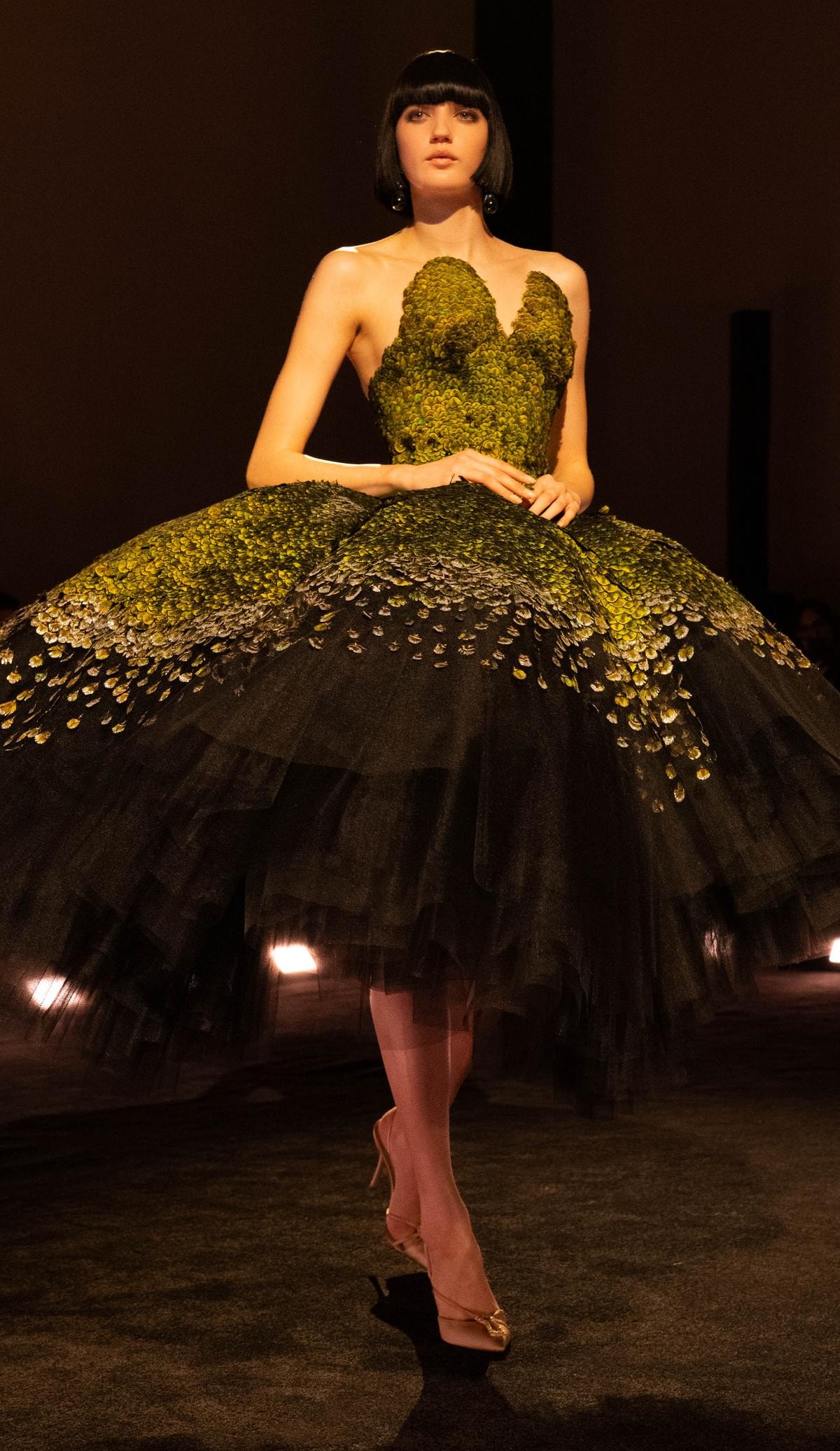 Un look Schiaparelli primavera-estate 2026 (courtesy Schiaparelli)