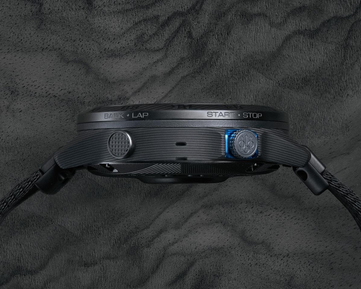 Smartwatch di lusso: Garmin lancia Marq Commander con Beretta per i 500 anni