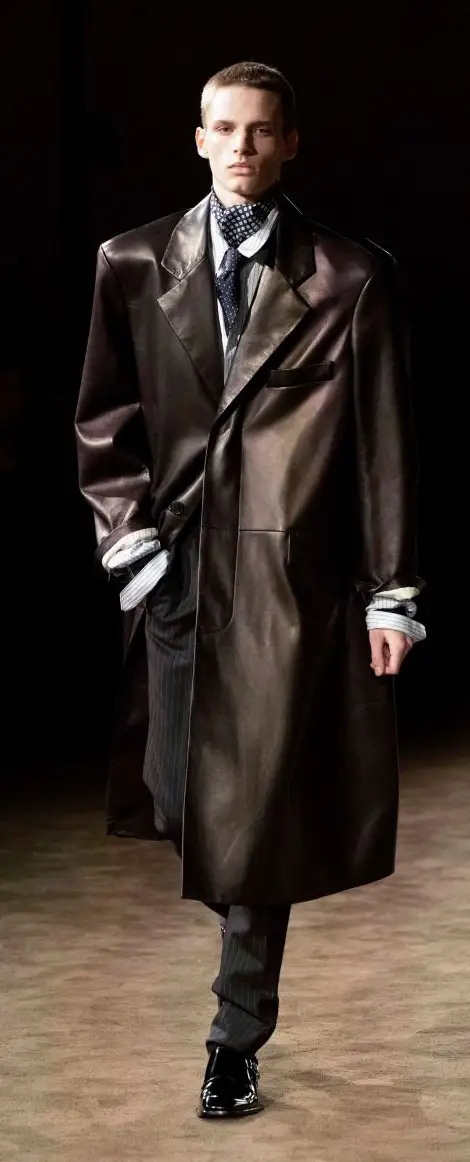 Un look Saint Laurent fall-winter 2026/27 alla Paris haute couture (courtesy