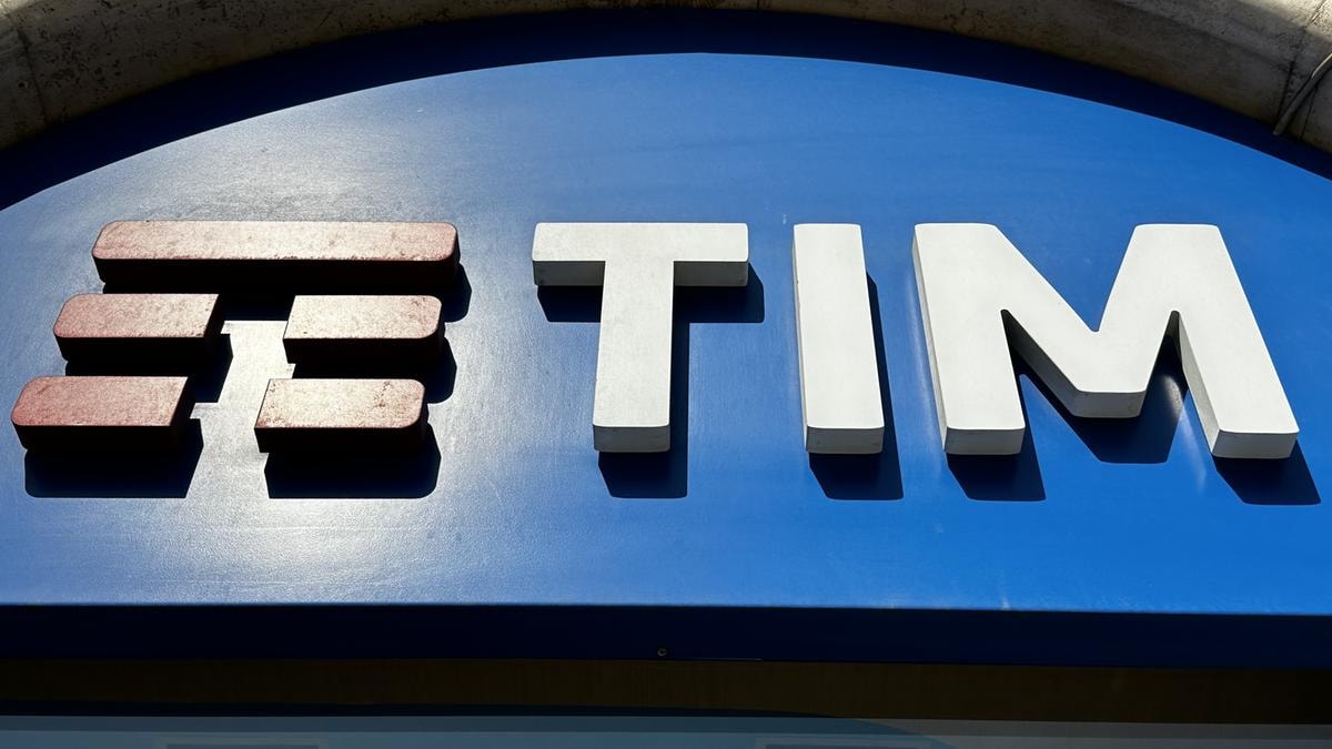 Tim, dagli azionisti via libera a  conversione delle azioni di risparmio e riduzione del capitale. Cosa implica per gli investitori