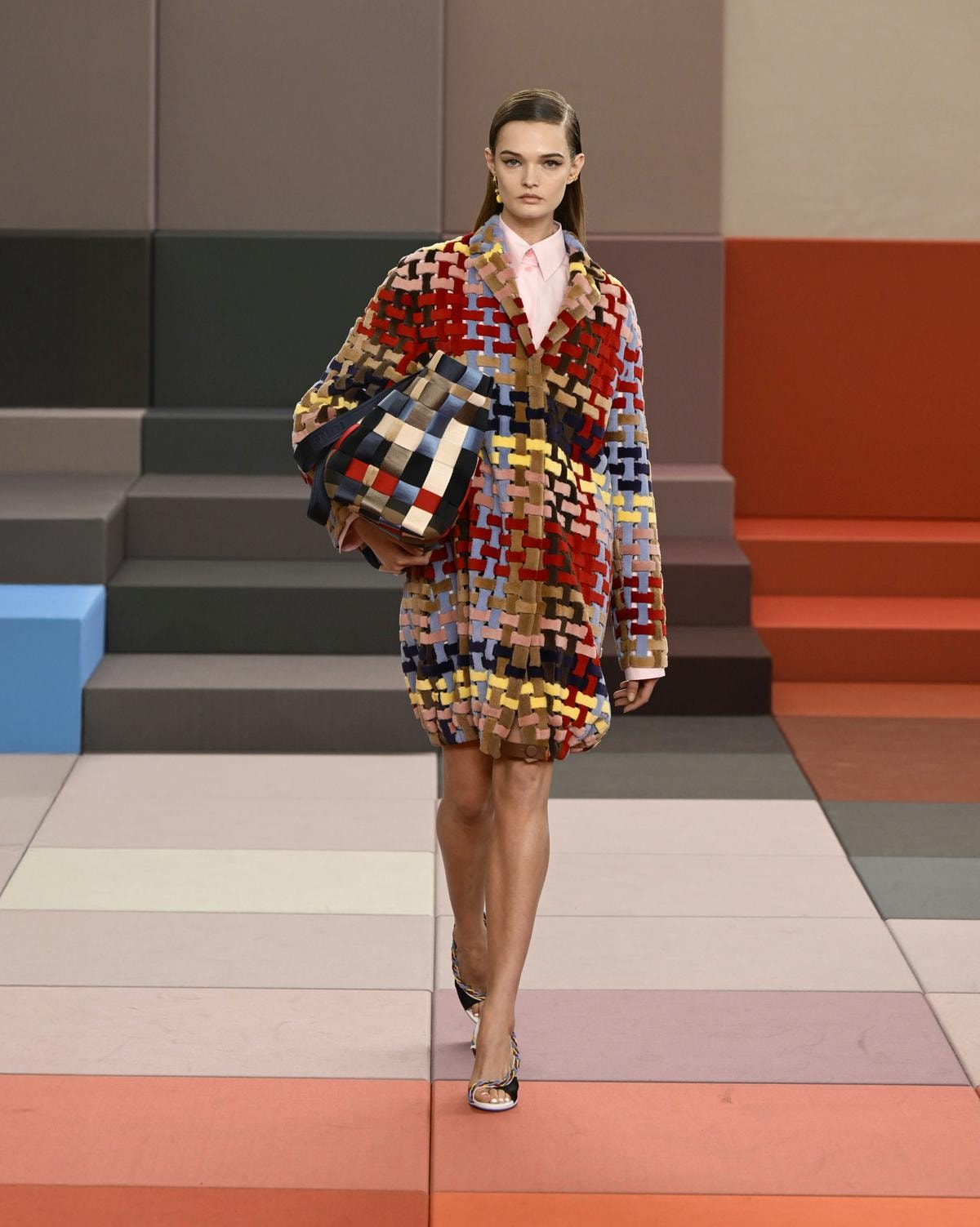 Un look Fendi spring-summer 2026 (ph Francesc Ten/MFF)