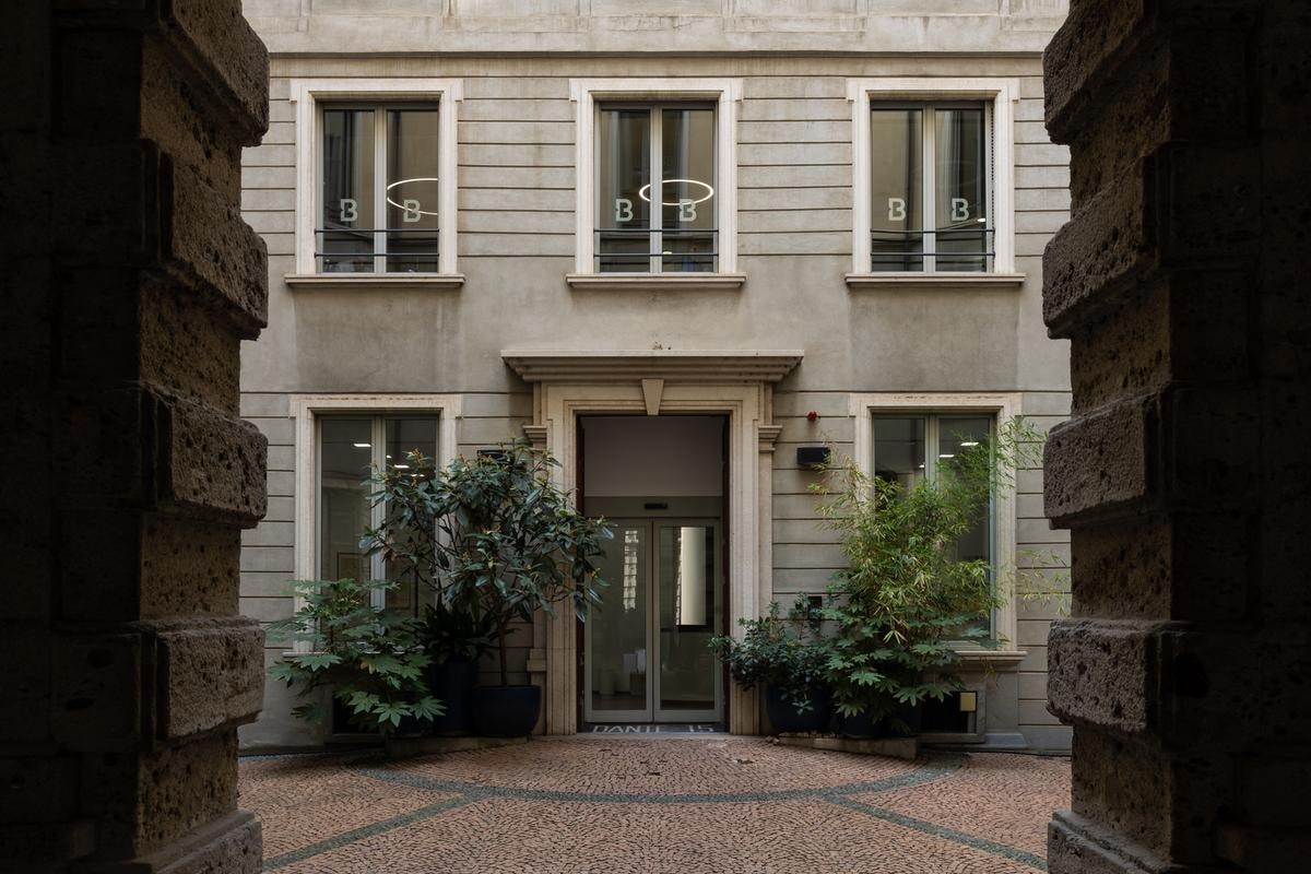 La sede di Milano di Banor che ha uffici a Torino, Roma, Biella, Londra e Principato di Monaco.