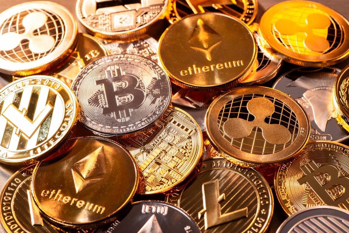 Banor offre consulenze tailor made per la gestione dei grandi patrimoni familiari, dall’economia reale fino alle criptovalute.