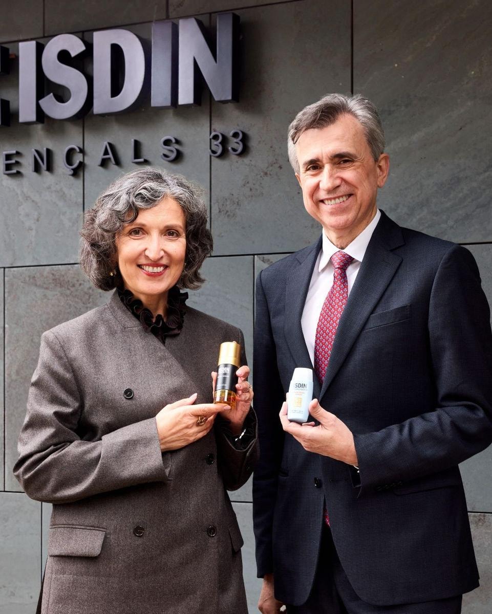 Da sinistra, Nigyar Makhmudova e Juan Naya (courtesy Isdin)