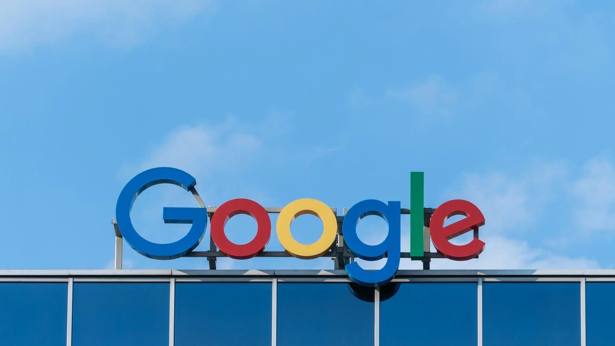 Google si prepara a raddoppiare gli investimenti nell’AI nel 2026. Ma non convince il mercato. Ecco perché 