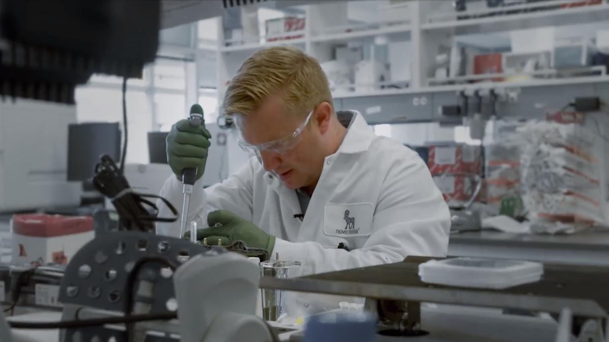 Obesità, il farmaco generico low cost di Hims &amp; Hers lancia la sfida a Eli Lilly e Novo Nordisk