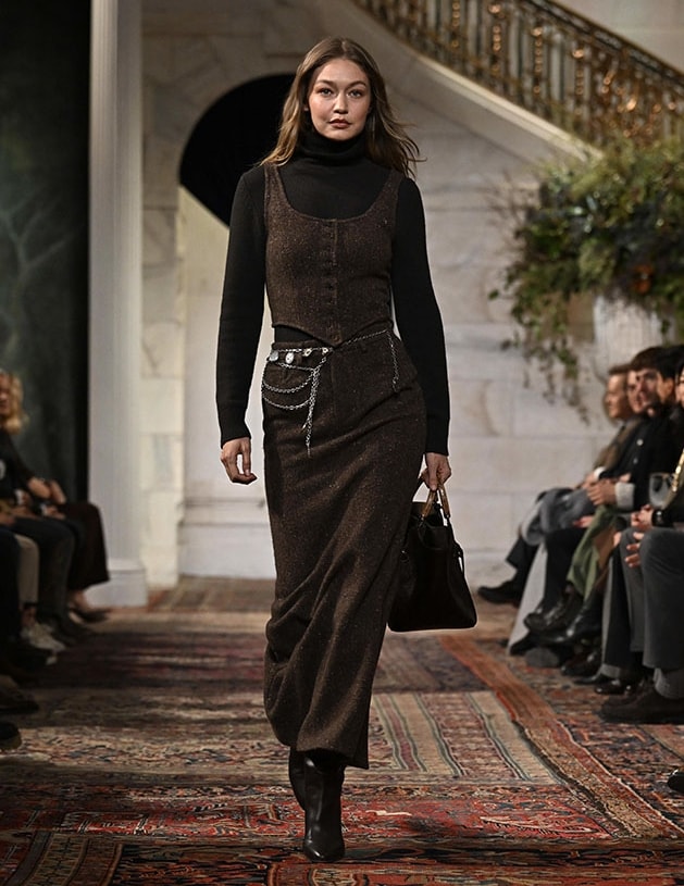 Un look Ralph Lauren fall 2026 (ph Francesc Ten/MFF)
