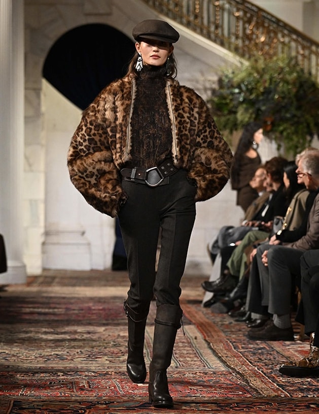 Un look Ralph Lauren fall 2026 (ph Francesc Ten/MFF)