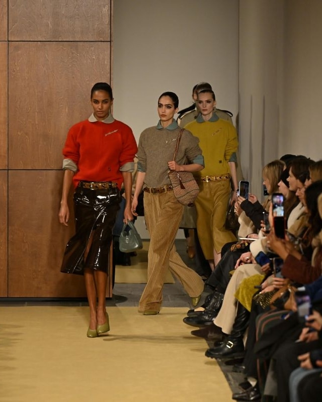 Il finale della sfilata Tory Burch fall-winter 2026/27 (ph Francesc Ten/MFF)