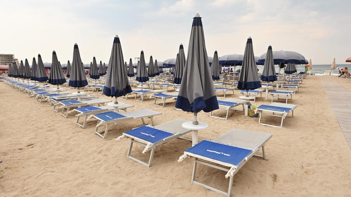 Spiagge d’Italia, l’assedio al Milleproroghe che sfida l’Europa tra bagnini e balneari