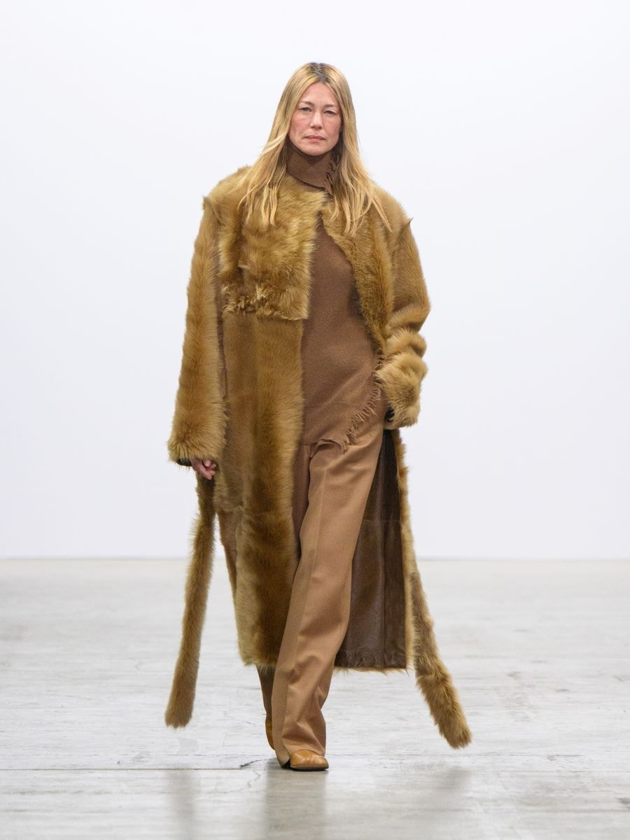Un look Fforme fall-winter 2026 (ph Francesc Ten/MFF)