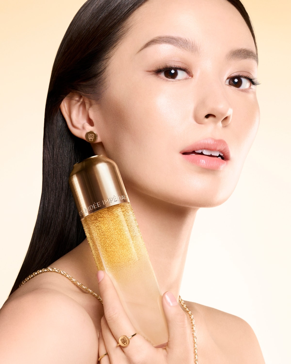 Una campagna Guerlain (courtesy Guerlain)